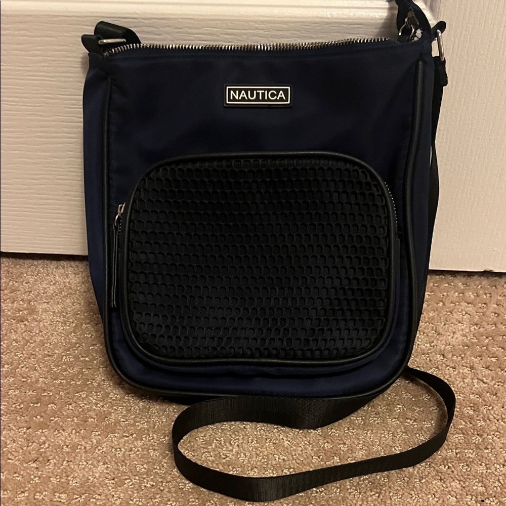 Travel purse